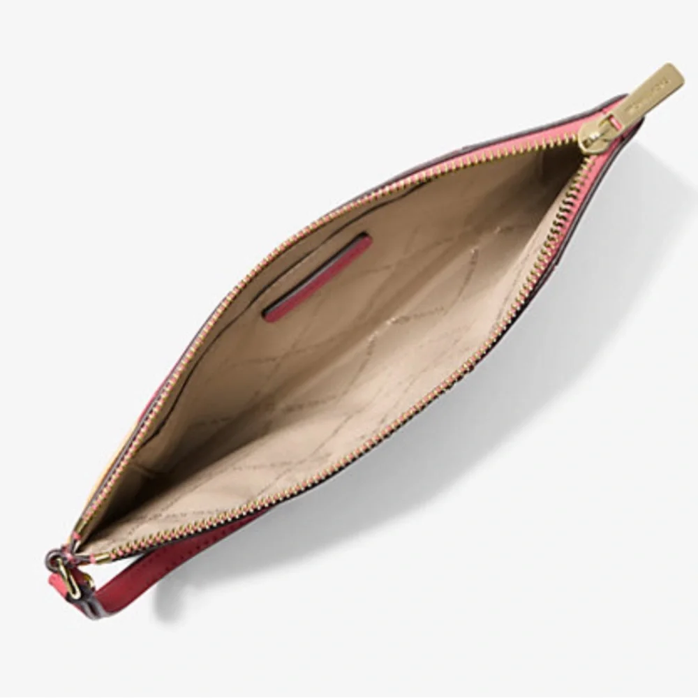 Michael Kors Jet Set Travel Large Patchwork Wristlet & Abstract Key Chain Bundle - Picture 8 of 8